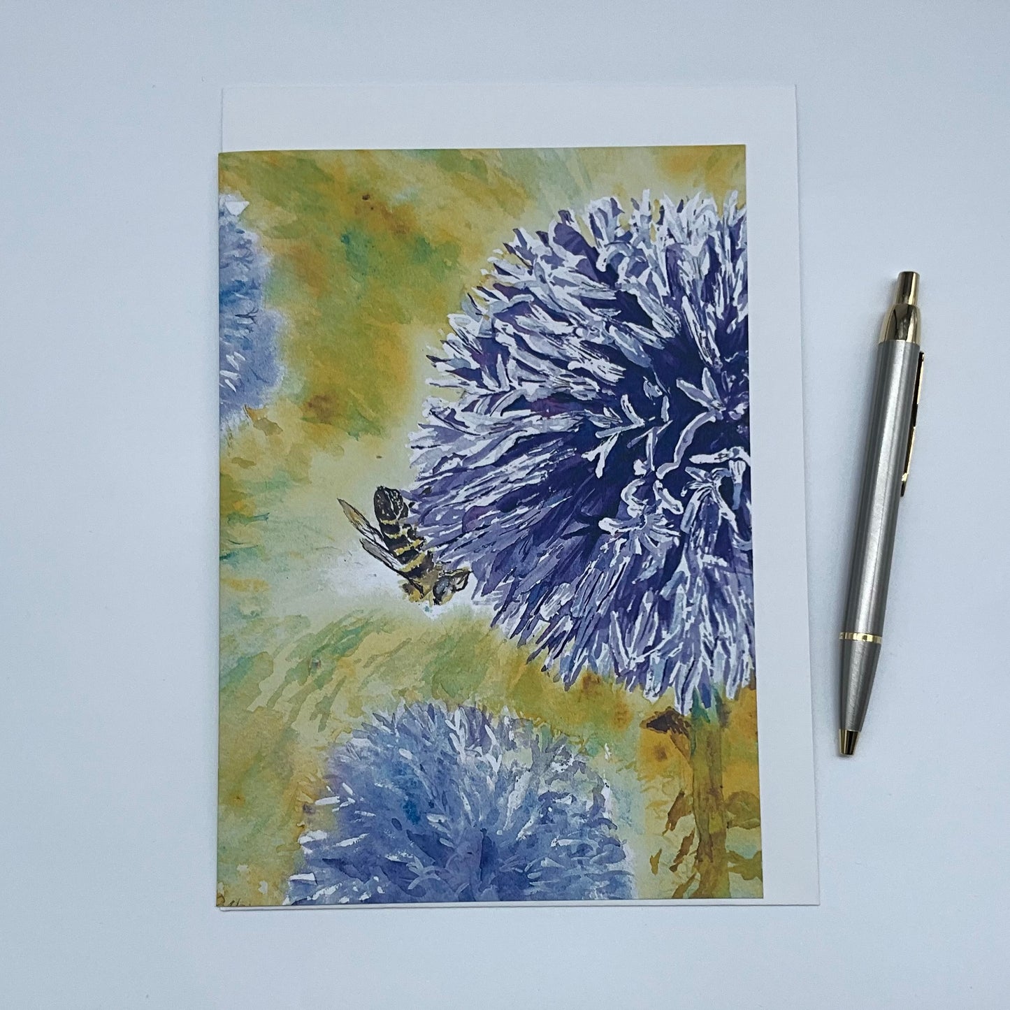 Greeting card- Buzzing Around
